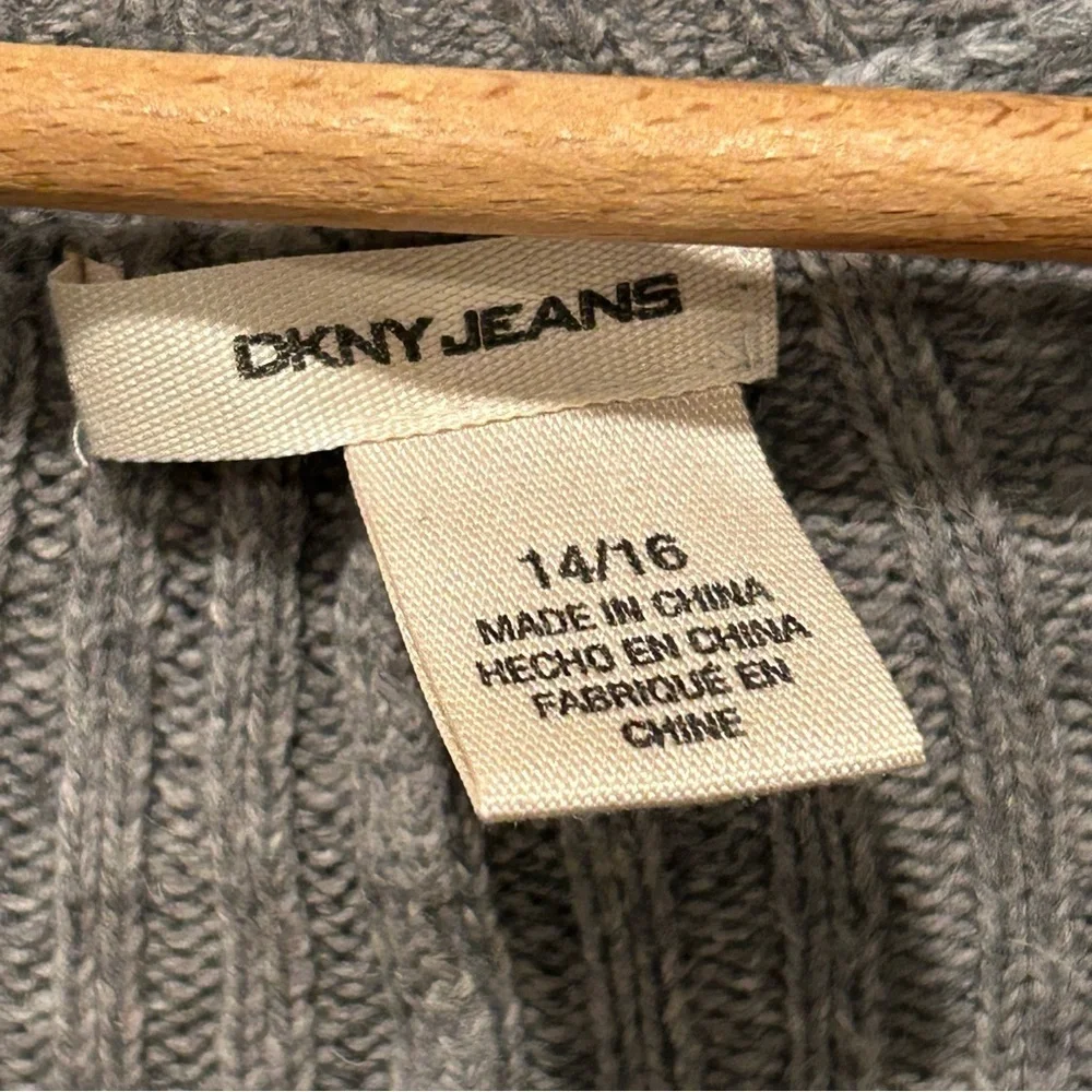 DKNY Jeans Womens Gray V-Neck Sweater, Pearl Beaded, Angora Blend Pullover 14/16